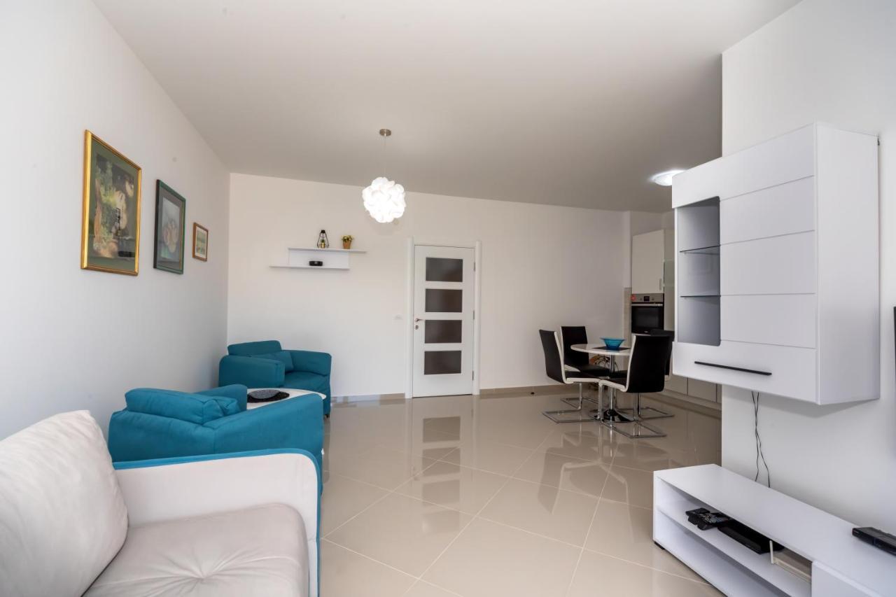 Apartman A13 Susanj บาร์ ภายนอก รูปภาพ