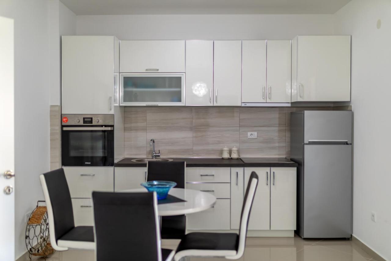 Apartman A13 Susanj บาร์ ภายนอก รูปภาพ